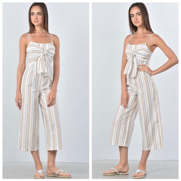 Boutique Pants - JUMPSUIT Medium NWOT